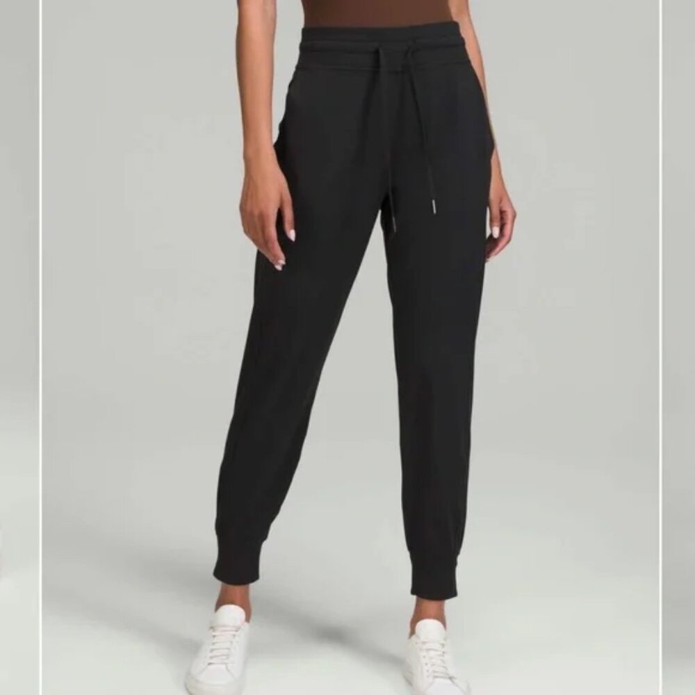 Lululemon ready to rulu jogger